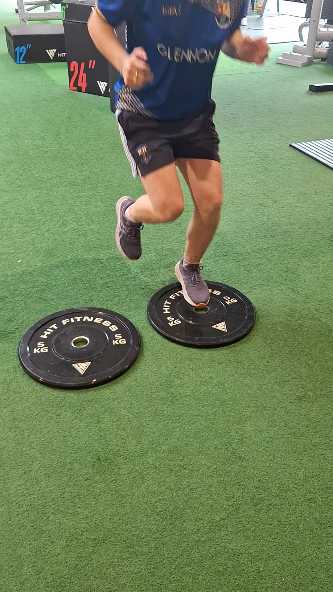 Athlete practising single-leg landing control